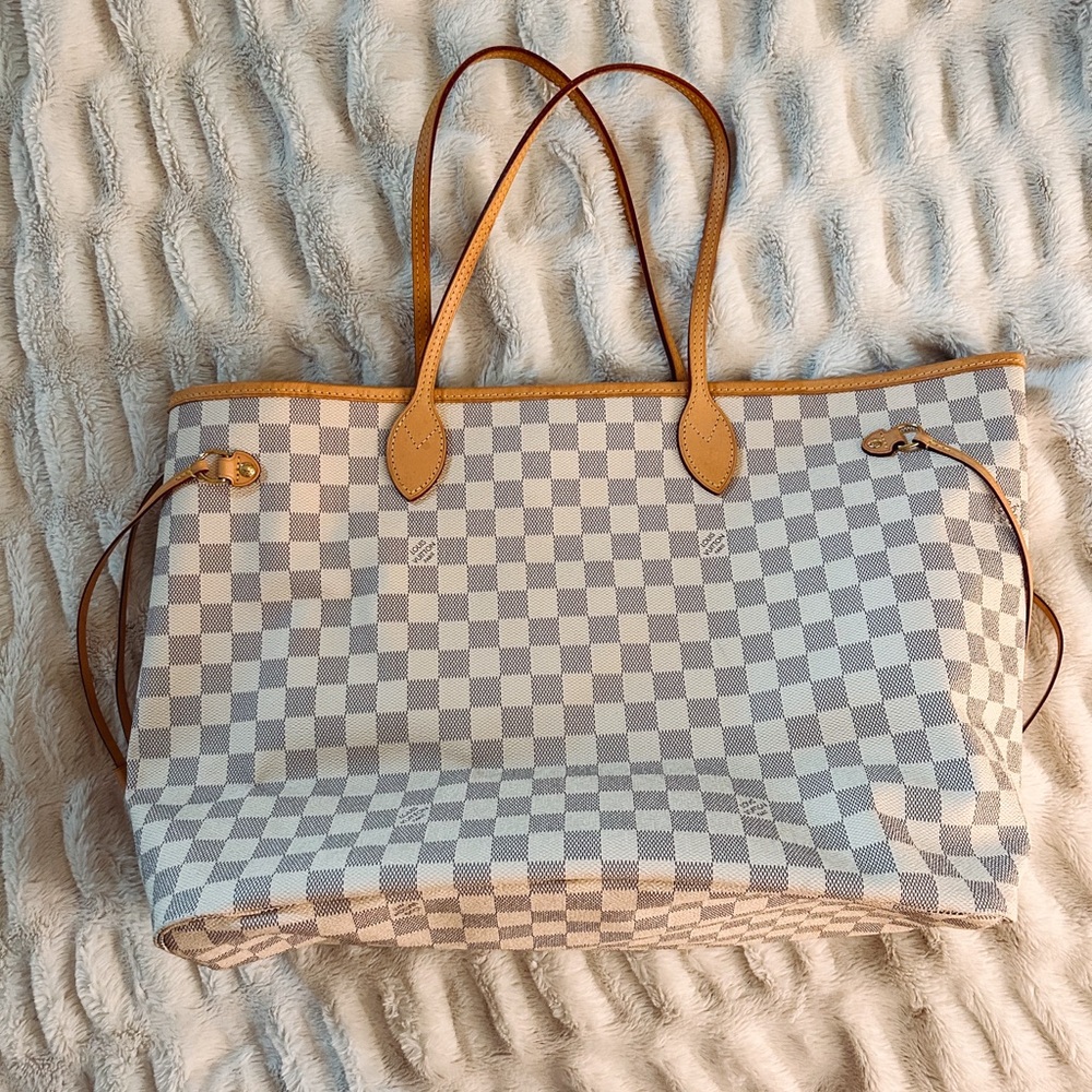 Louis Vuitton Neverfull GM in Damier Azur